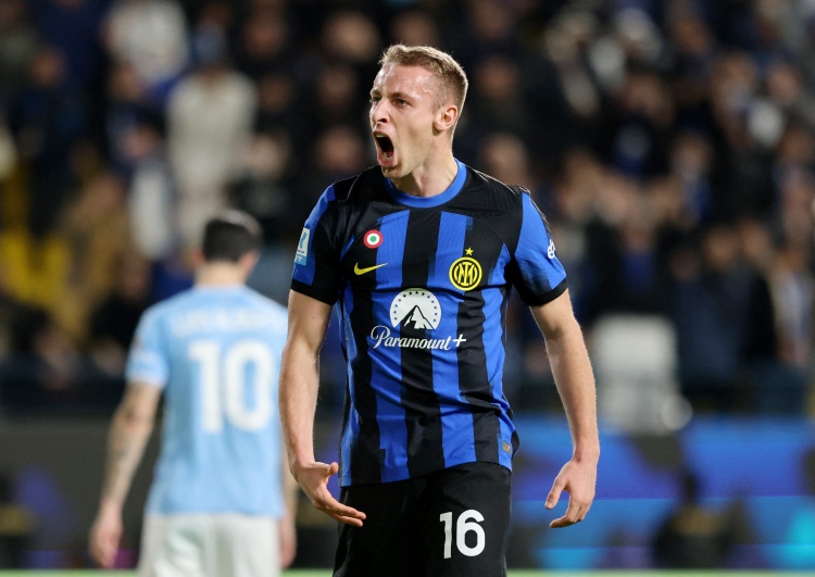 韦德：20岁输给詹杜库拿银牌该很开心 但文班很不爽 他绝对值得粉