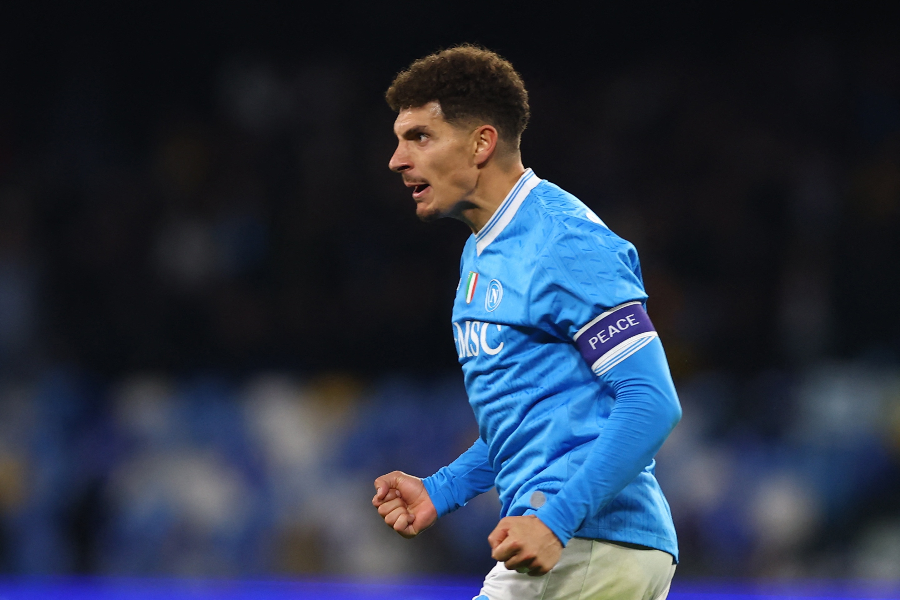 贡萨洛·拉莫斯：海拔高有影响，呼吸困难、咳嗽，鼻子也有异样感