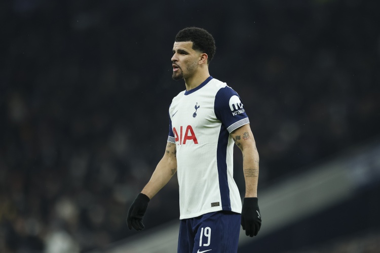 此前8罚全铁不是偶然？周琦本场首次站上罚球线 2罚全铁